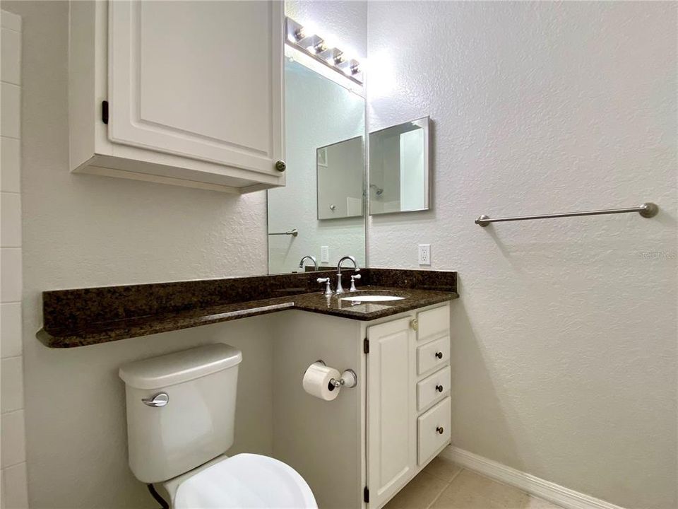 For Rent: $1,695 (2 beds, 2 baths, 1111 Square Feet)