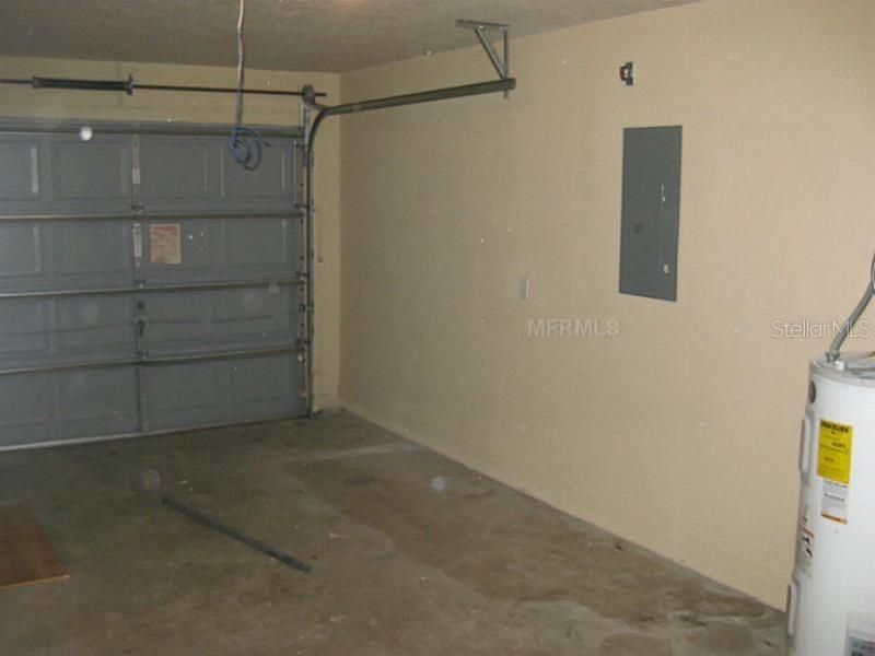 For Rent: $1,800 (3 beds, 2 baths, 1178 Square Feet)