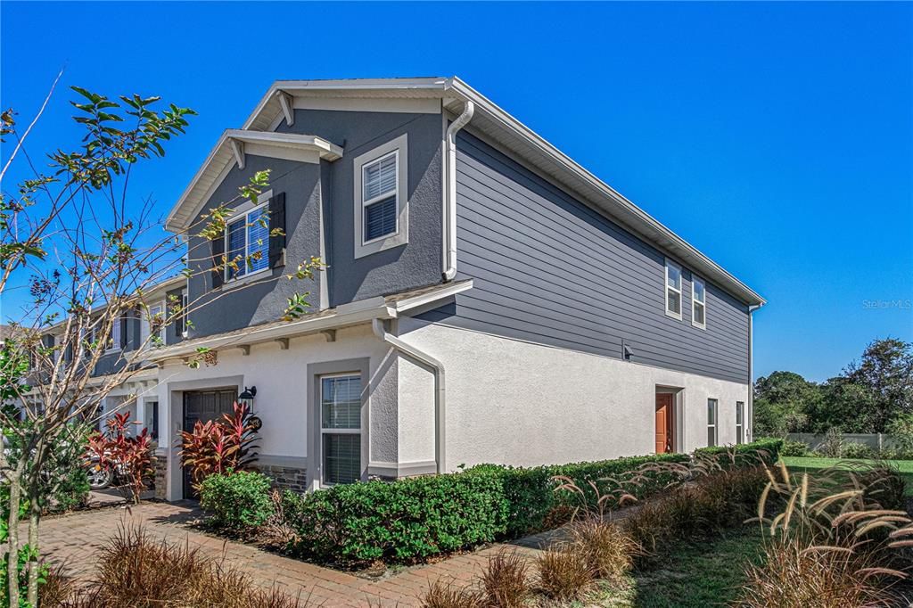 En Renta: $2,395 (4 camas, 3 baños, 1762 Pies cuadrados)