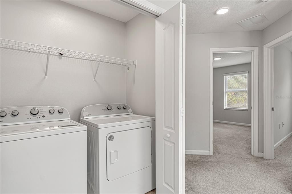 En Renta: $2,395 (4 camas, 3 baños, 1762 Pies cuadrados)