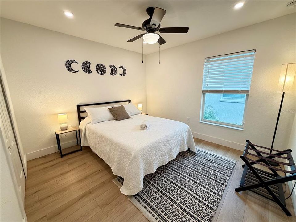 For Sale: $369,000 (4 beds, 2 baths, 1822 Square Feet)