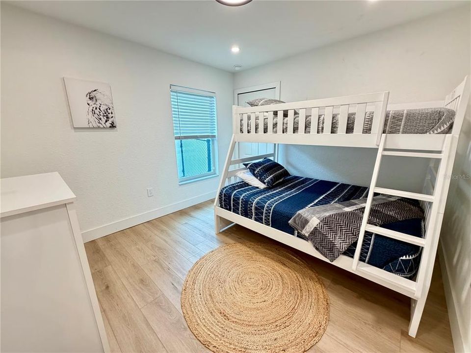 For Sale: $369,000 (4 beds, 2 baths, 1822 Square Feet)