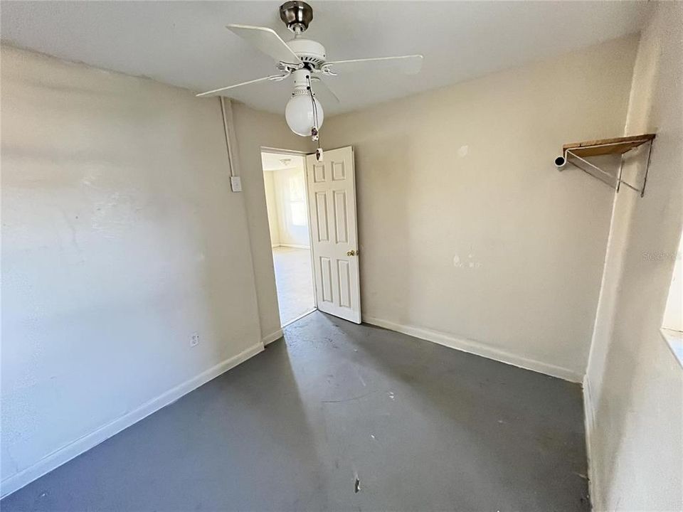 En Renta: $700 (2 camas, 1 baños, 4123 Pies cuadrados)