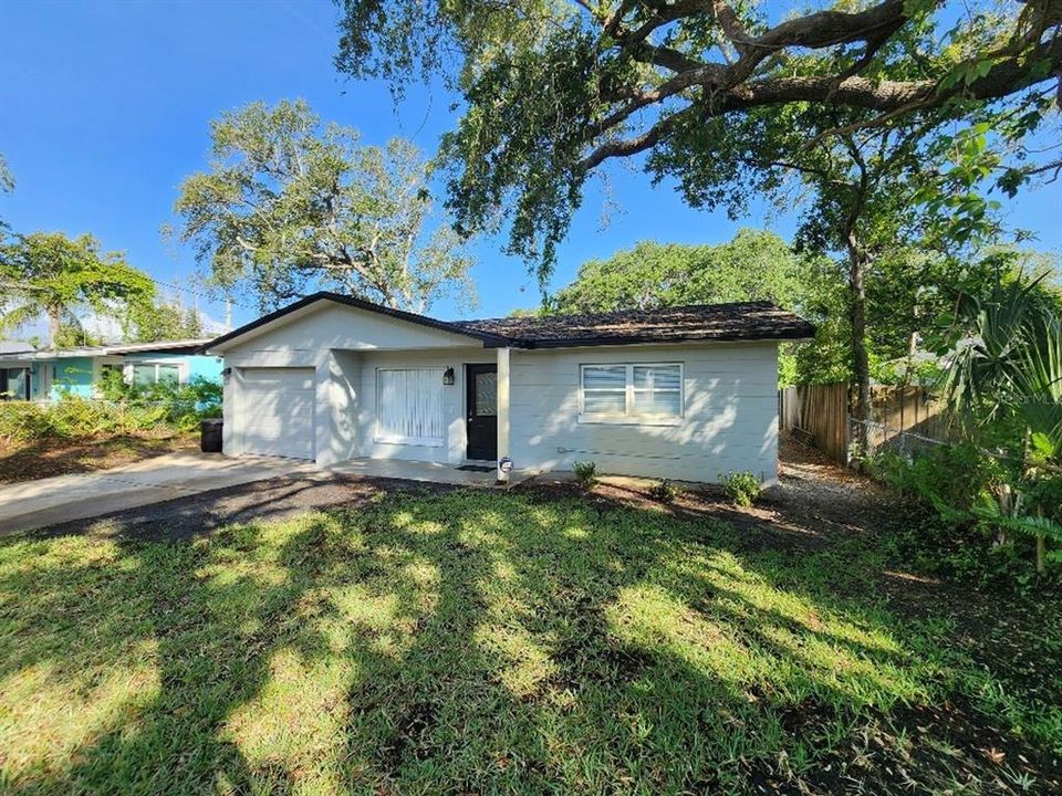 For Rent: $2,500 (2 beds, 2 baths, 1468 Square Feet)