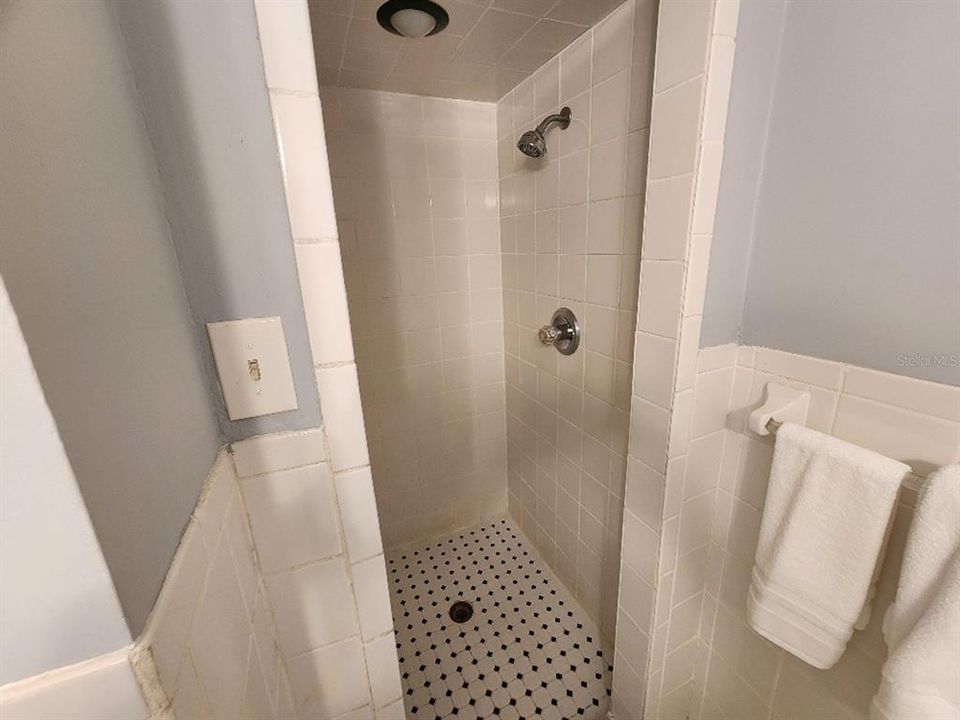 For Rent: $2,500 (2 beds, 2 baths, 1468 Square Feet)