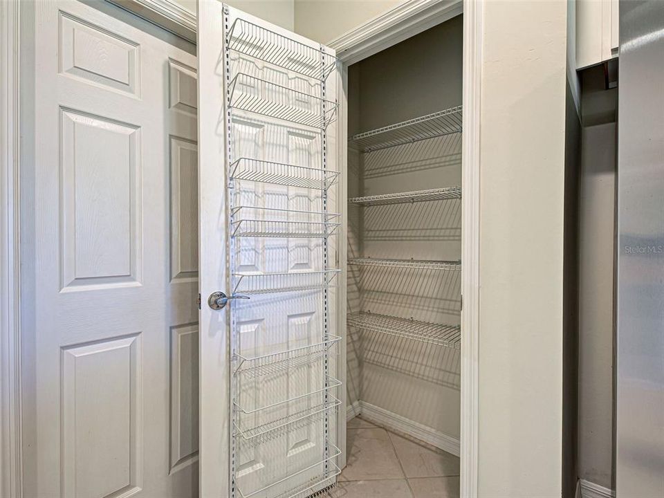 待售: $395,000 (2 贝兹, 2 浴室, 1450 平方英尺)