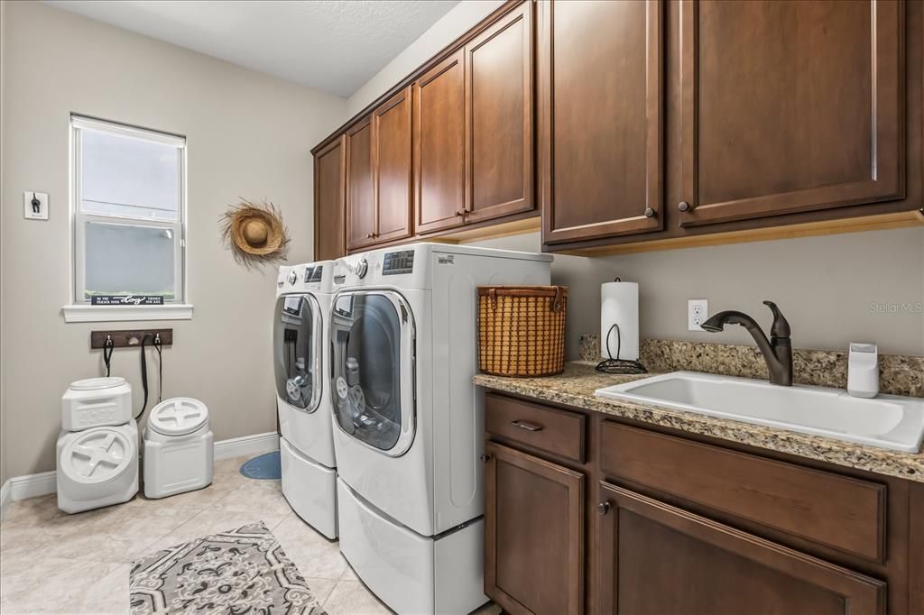 待售: $1,435,000 (4 贝兹, 4 浴室, 4622 平方英尺)