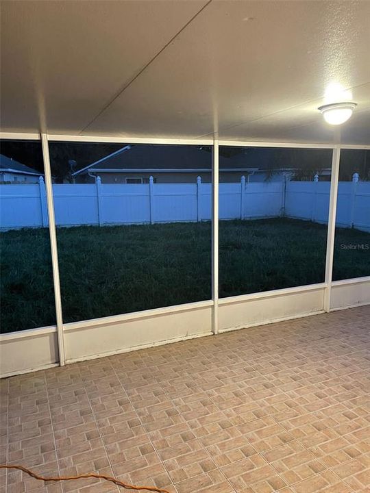 出租: $2,150 (4 贝兹, 2 浴室, 1944 平方英尺)