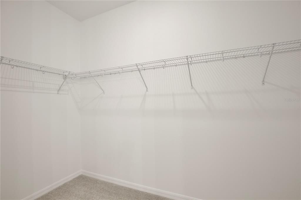 En Renta: $2,295 (4 camas, 2 baños, 1903 Pies cuadrados)