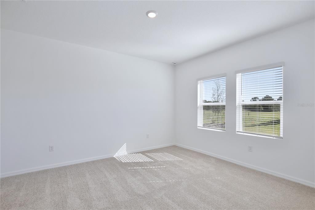 En Renta: $2,295 (4 camas, 2 baños, 1903 Pies cuadrados)