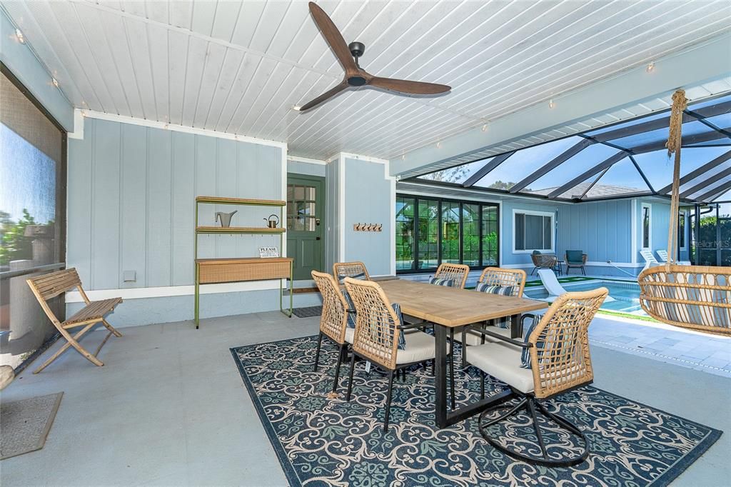 待售: $987,000 (4 贝兹, 2 浴室, 2423 平方英尺)