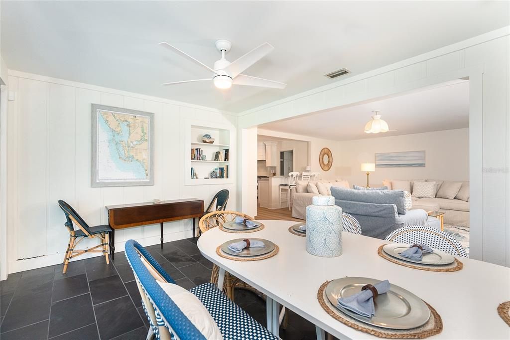 待售: $987,000 (4 贝兹, 2 浴室, 2423 平方英尺)