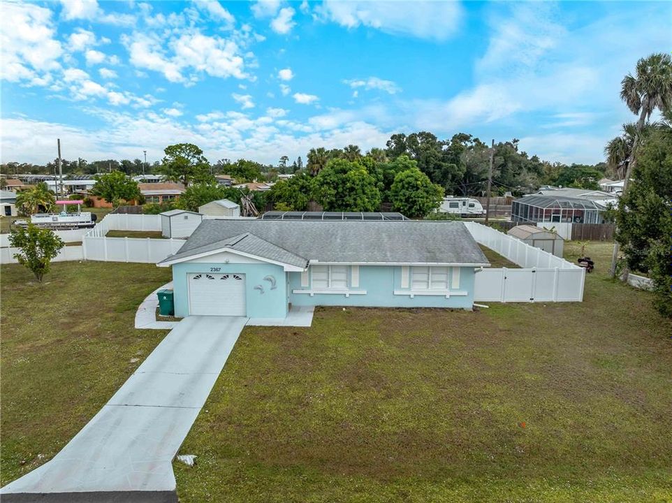 Под контрактом: $250,000 (2 спален, 2 ванн, 1230 Квадратных фут)