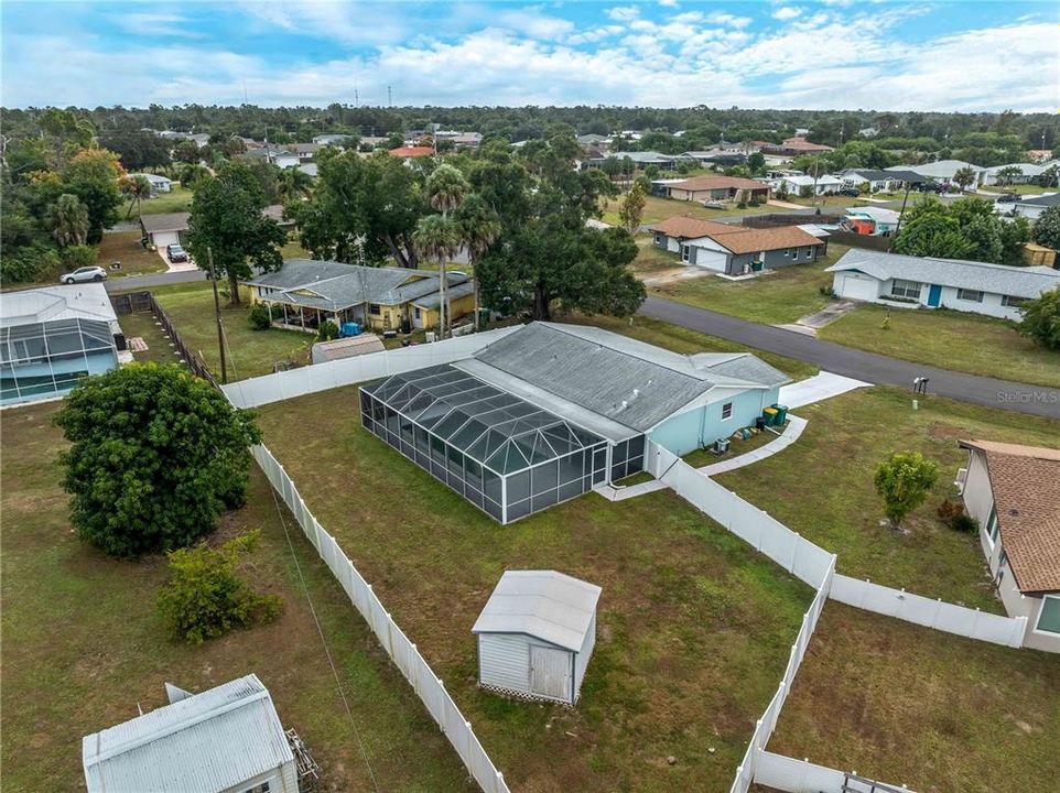 Под контрактом: $250,000 (2 спален, 2 ванн, 1230 Квадратных фут)