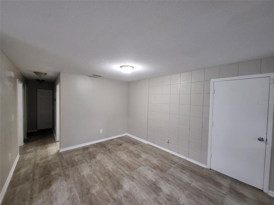 出租: $1,690 (2 贝兹, 1 浴室, 1266 平方英尺)