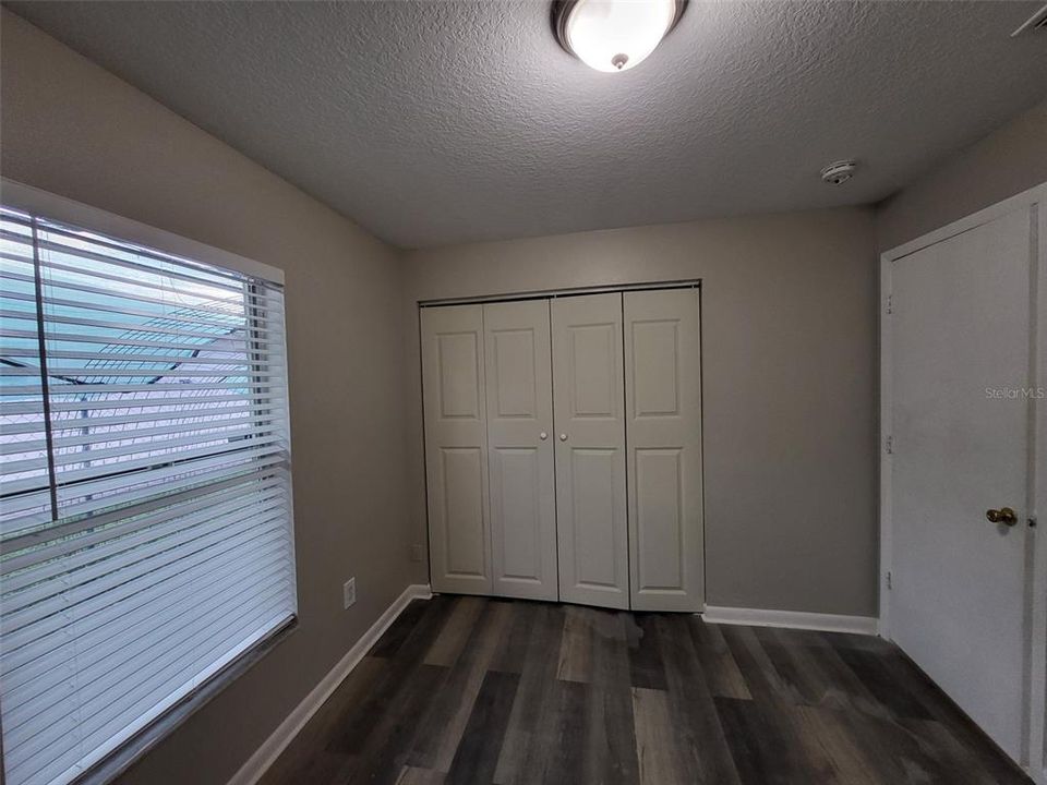 出租: $1,690 (2 贝兹, 1 浴室, 1266 平方英尺)