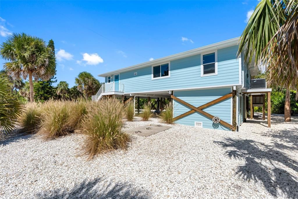 For Sale: $1,265,000 (3 beds, 2 baths, 1484 Square Feet)