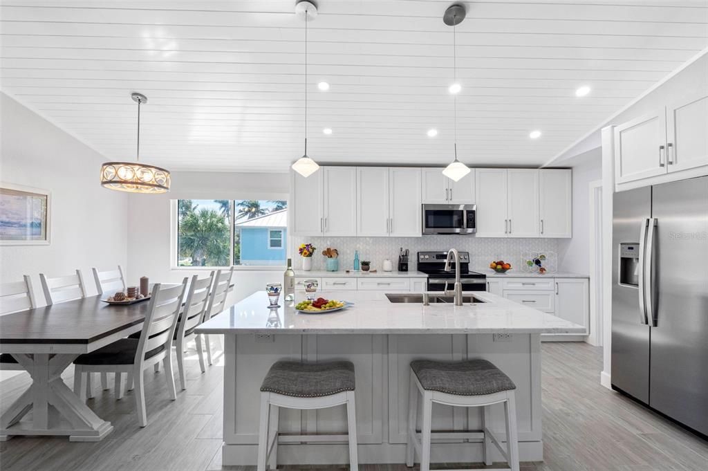 For Sale: $1,265,000 (3 beds, 2 baths, 1484 Square Feet)