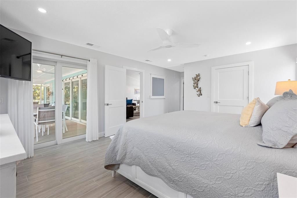 For Sale: $1,265,000 (3 beds, 2 baths, 1484 Square Feet)