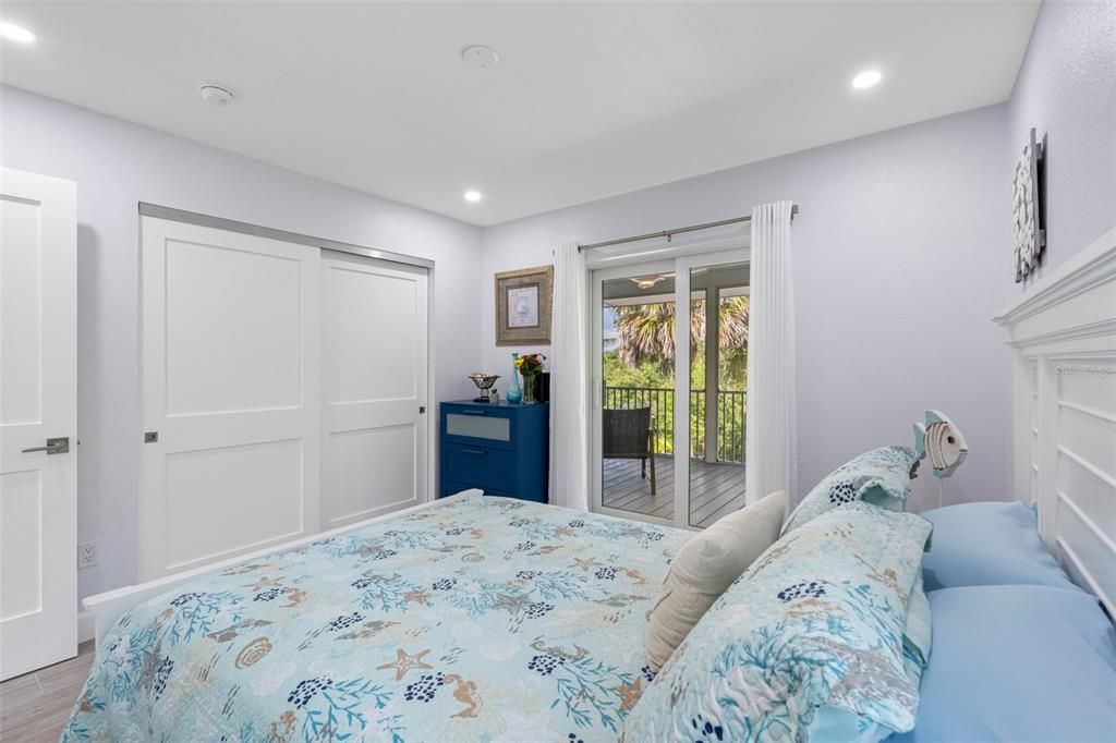 For Sale: $1,265,000 (3 beds, 2 baths, 1484 Square Feet)