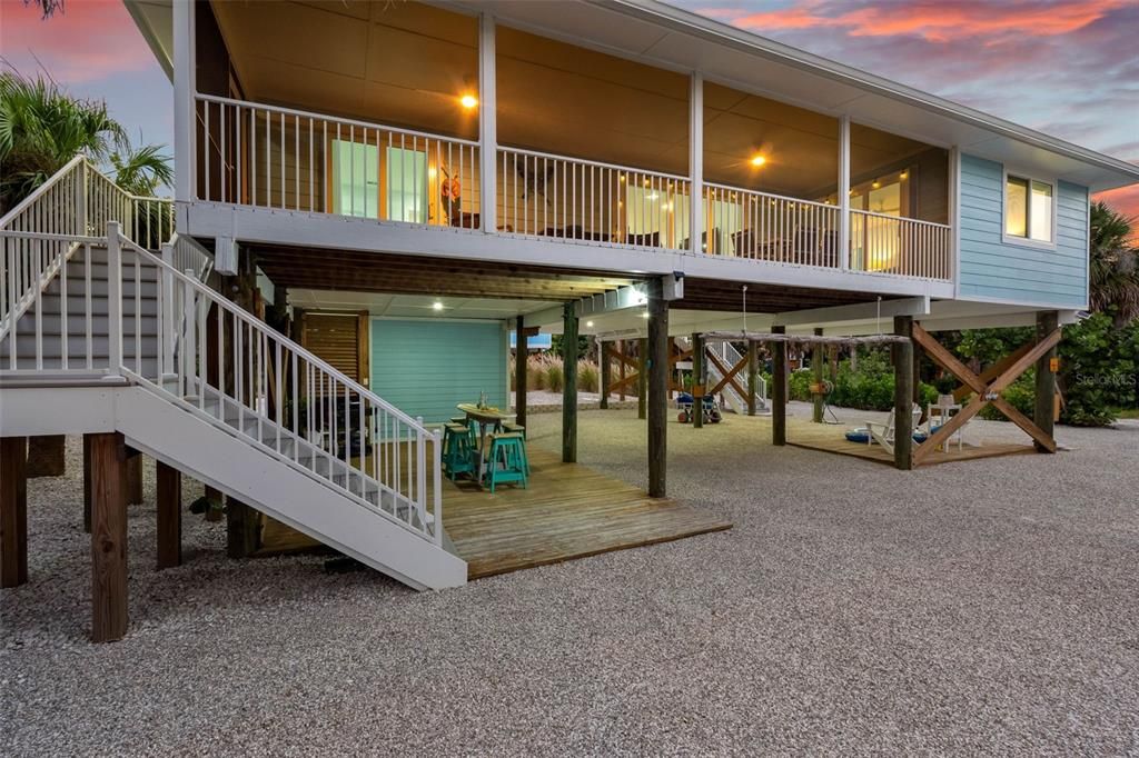 For Sale: $1,265,000 (3 beds, 2 baths, 1484 Square Feet)