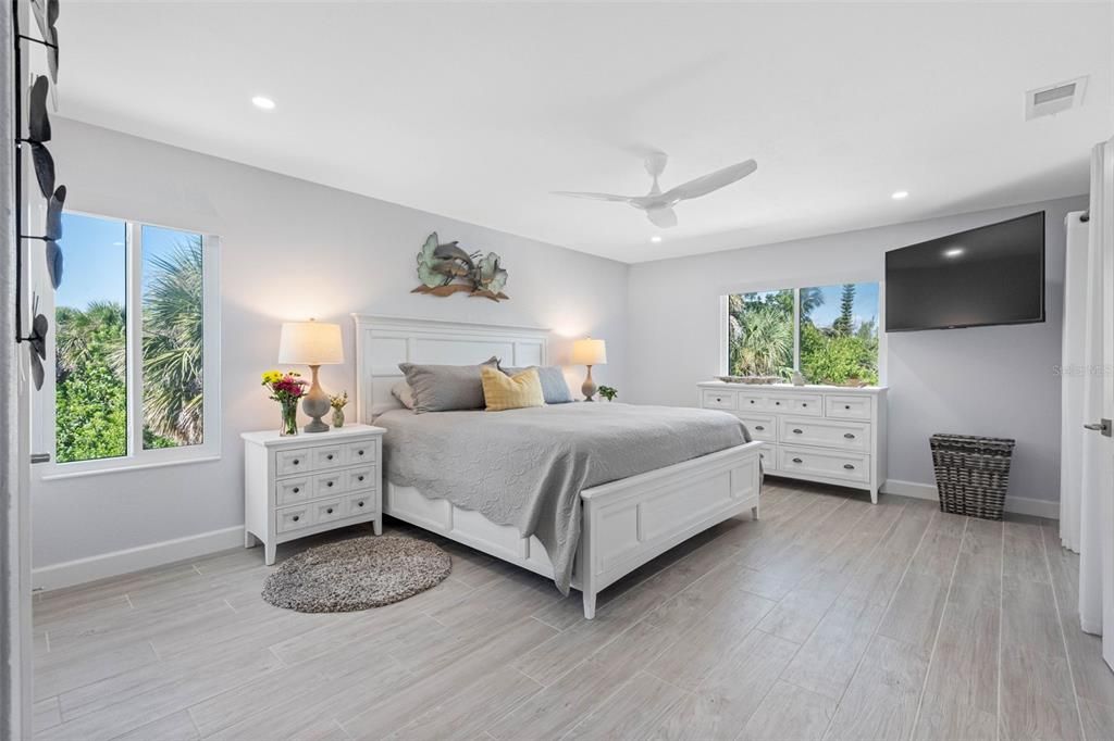 For Sale: $1,265,000 (3 beds, 2 baths, 1484 Square Feet)