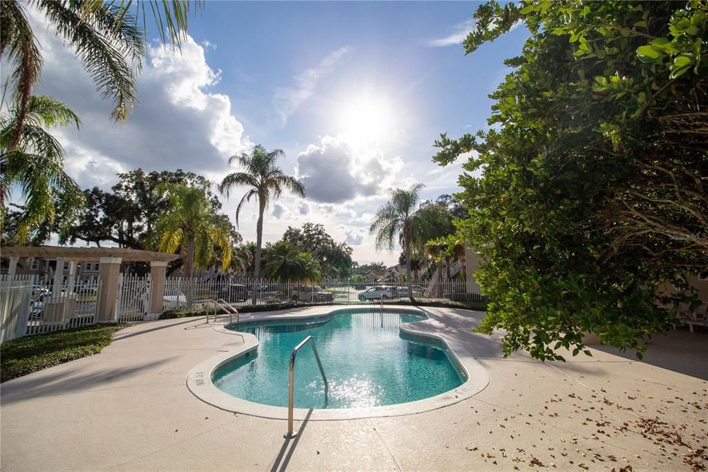 На продажу: $230,000 (3 спален, 2 ванн, 1136 Квадратных фут)