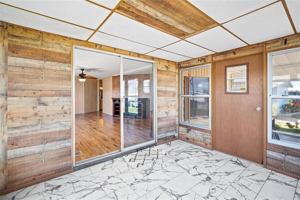 待售: $143,000 (2 贝兹, 2 浴室, 1278 平方英尺)