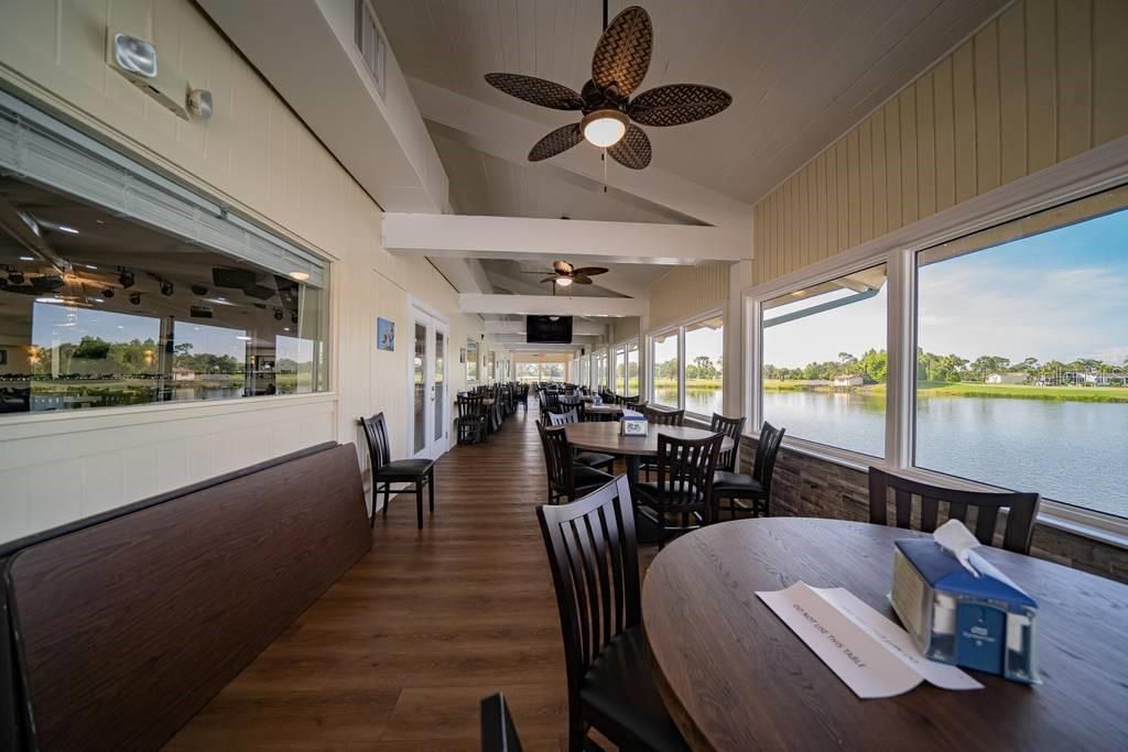 For Sale: $299,000 (2 beds, 2 baths, 1329 Square Feet)