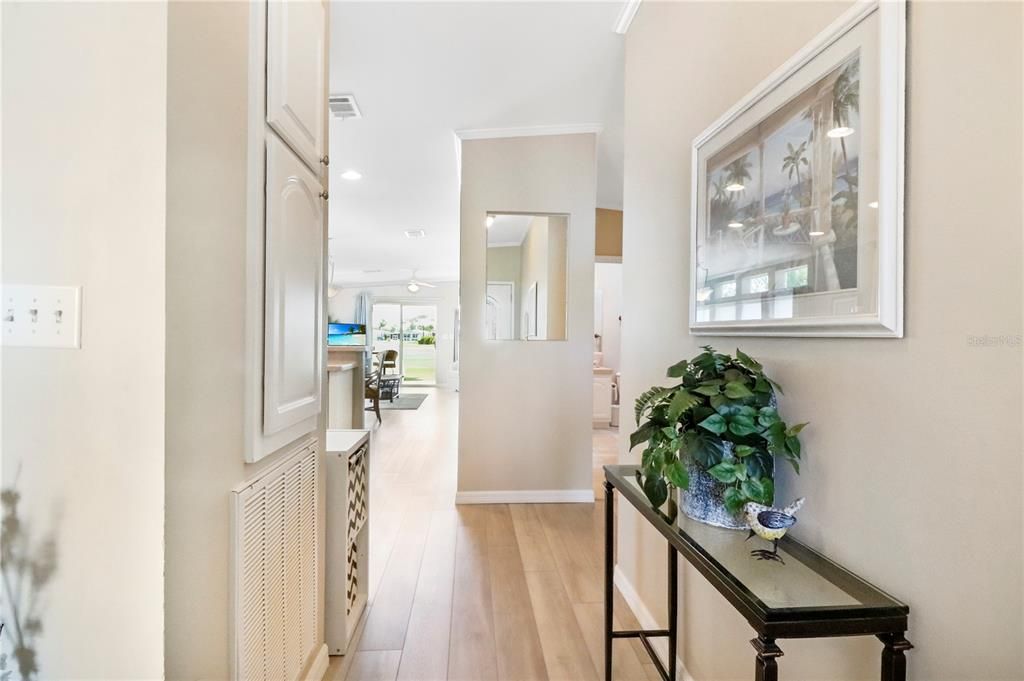 For Sale: $299,000 (2 beds, 2 baths, 1329 Square Feet)