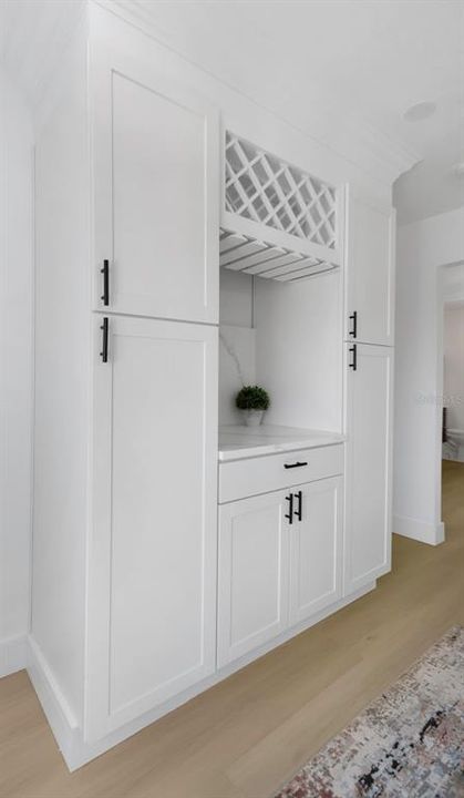 合同活跃: $684,900 (3 贝兹, 2 浴室, 1474 平方英尺)