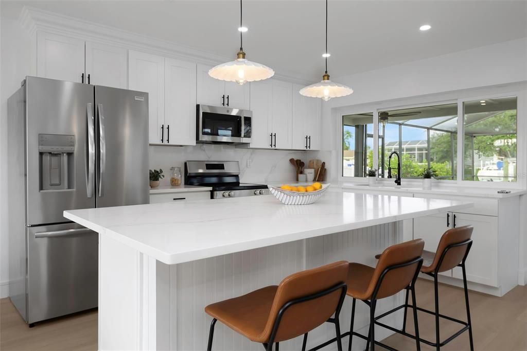 合同活跃: $684,900 (3 贝兹, 2 浴室, 1474 平方英尺)