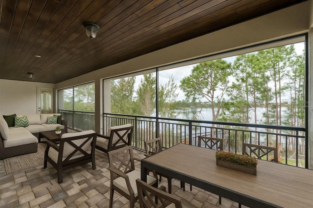 Под контрактом: $2,375,000 (5 спален, 5 ванн, 5390 Квадратных фут)