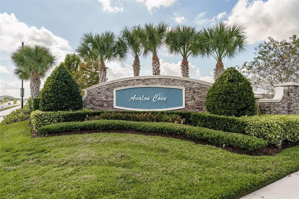 Под контрактом: $2,375,000 (5 спален, 5 ванн, 5390 Квадратных фут)