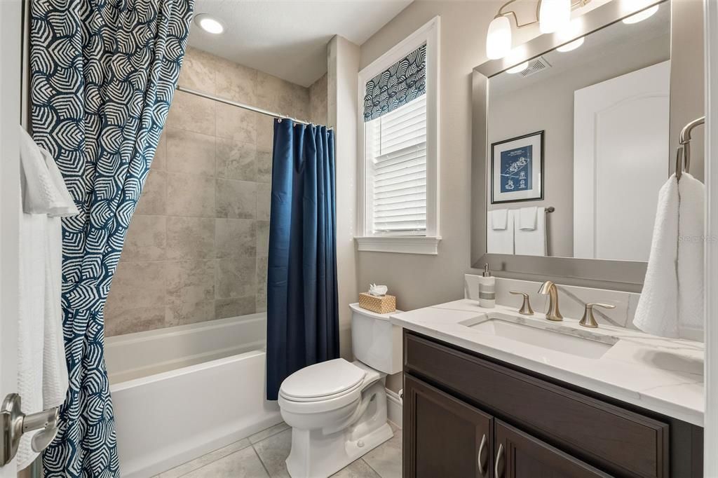 Под контрактом: $2,375,000 (5 спален, 5 ванн, 5390 Квадратных фут)