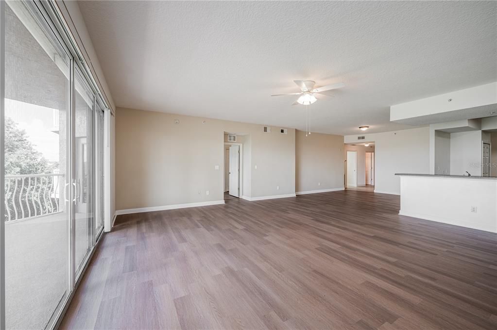 В аренду: $2,400 (3 спален, 2 ванн, 2260 Квадратных фут)