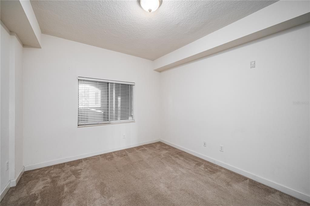 В аренду: $2,400 (3 спален, 2 ванн, 2260 Квадратных фут)