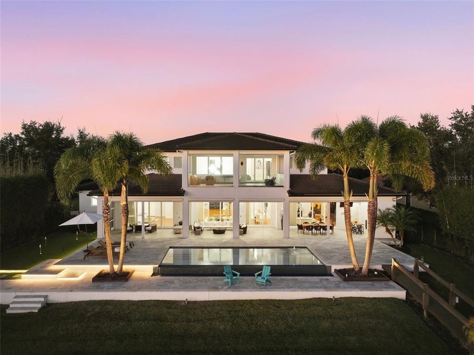 For Sale: $4,950,000 (5 beds, 5 baths, 6188 Square Feet)