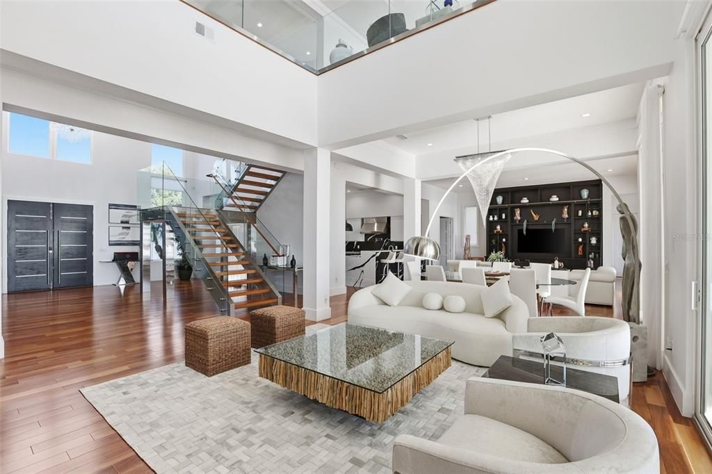 For Sale: $4,950,000 (5 beds, 5 baths, 6188 Square Feet)