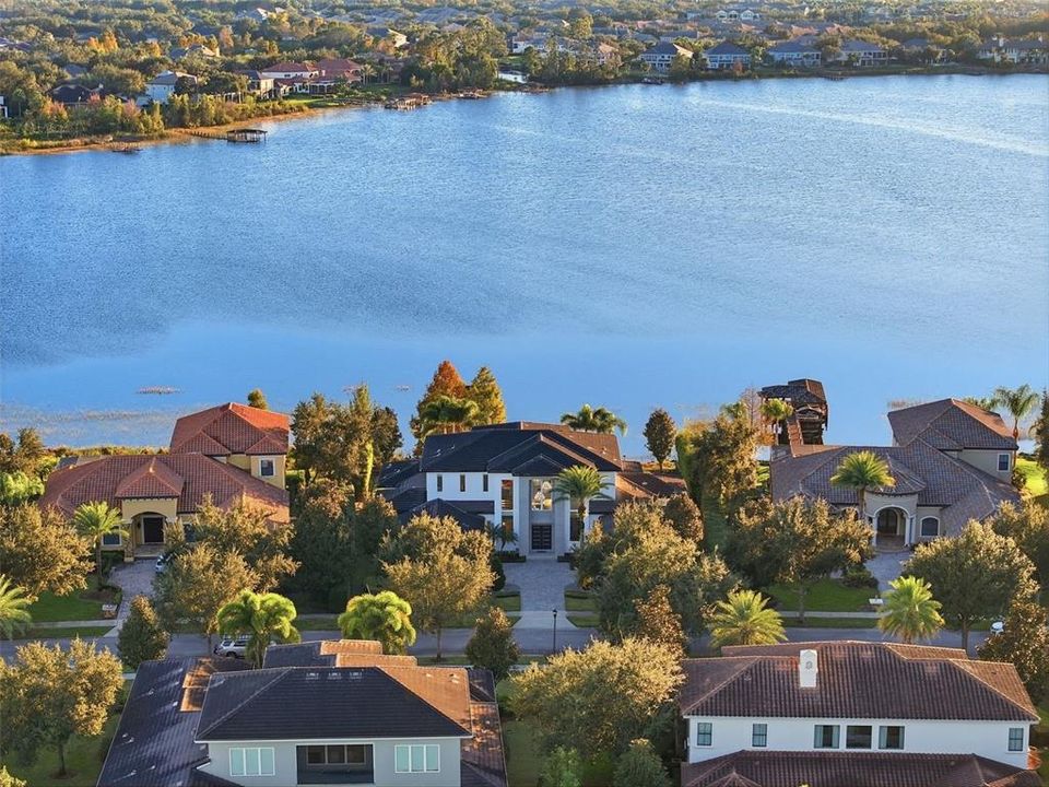 For Sale: $4,950,000 (5 beds, 5 baths, 6188 Square Feet)