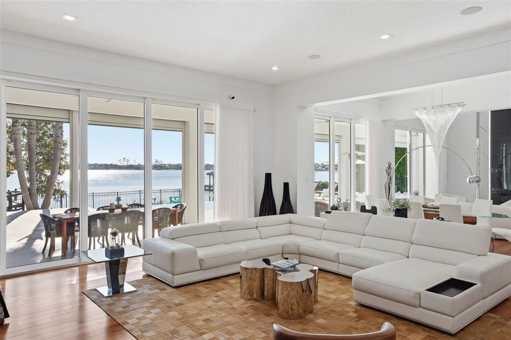 For Sale: $4,950,000 (5 beds, 5 baths, 6188 Square Feet)