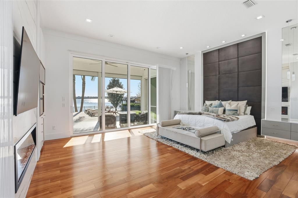 For Sale: $4,950,000 (5 beds, 5 baths, 6188 Square Feet)