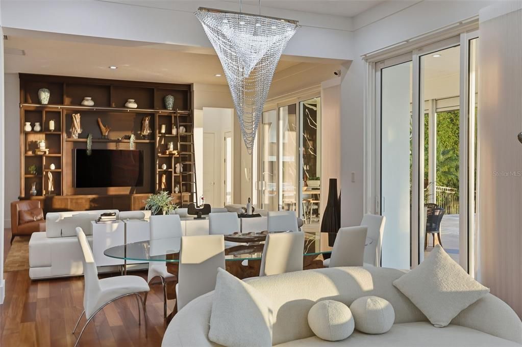 For Sale: $4,950,000 (5 beds, 5 baths, 6188 Square Feet)