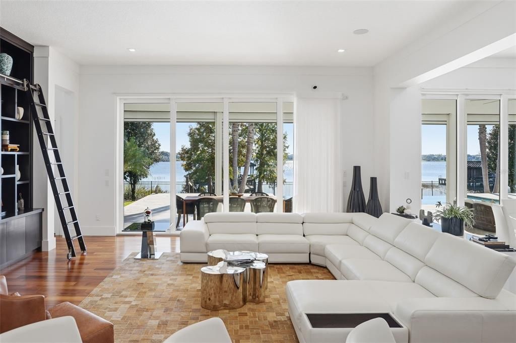 For Sale: $4,950,000 (5 beds, 5 baths, 6188 Square Feet)