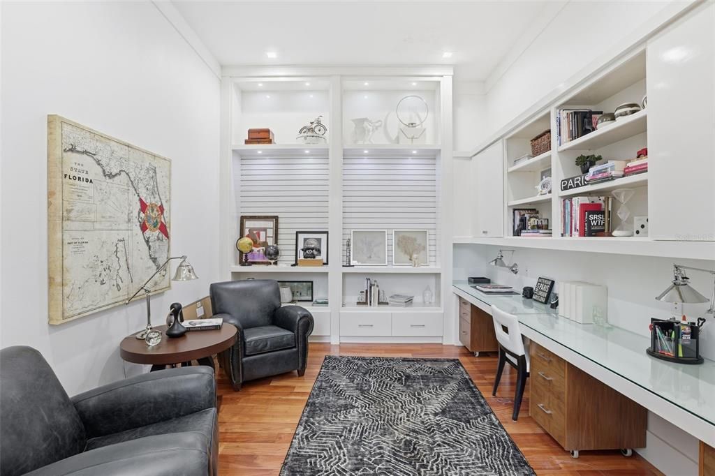 For Sale: $4,950,000 (5 beds, 5 baths, 6188 Square Feet)