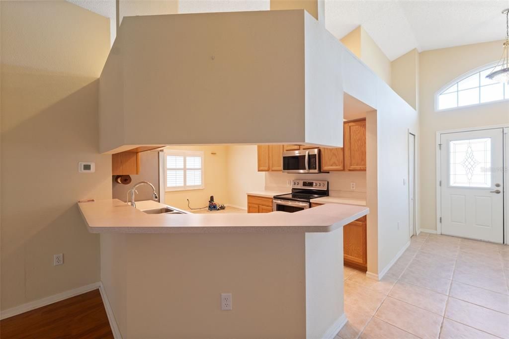 For Sale: $275,000 (3 beds, 2 baths, 1706 Square Feet)