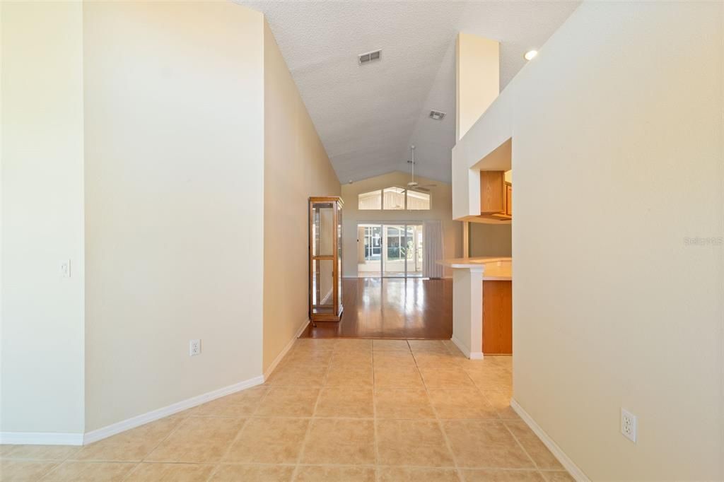 For Sale: $275,000 (3 beds, 2 baths, 1706 Square Feet)