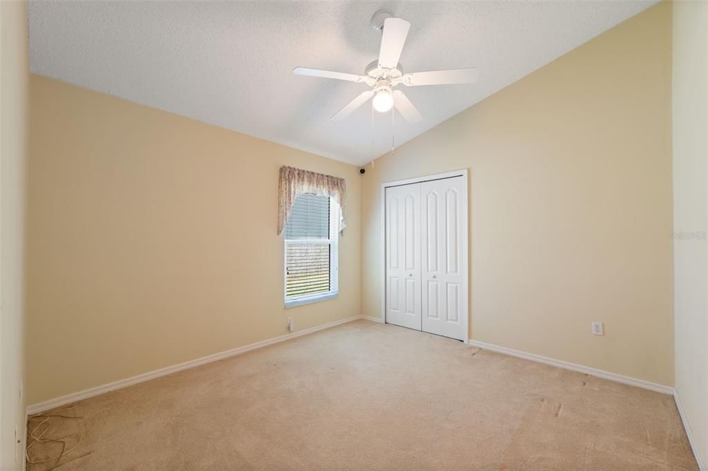 For Sale: $275,000 (3 beds, 2 baths, 1706 Square Feet)