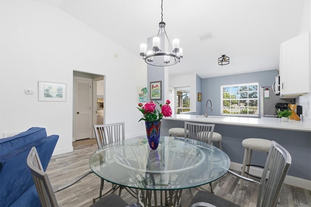 En Venta: $255,000 (2 camas, 2 baños, 1080 Pies cuadrados)