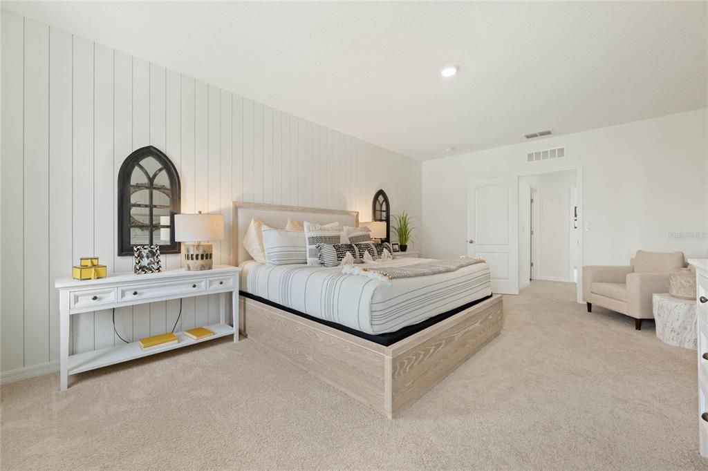 Active With Contract: $529,990 (5 beds, 3 baths, 2601 Square Feet)